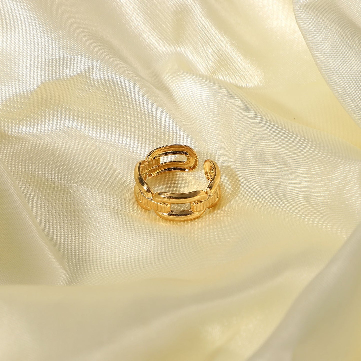 Stella Ring