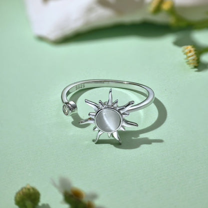 Sunny Ring