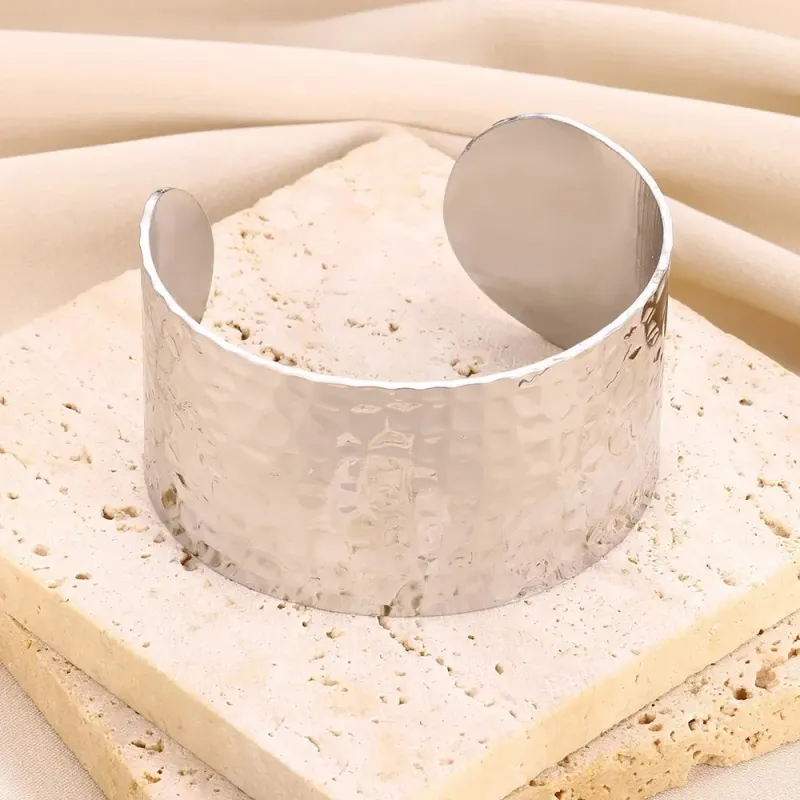 The Josie Cuff