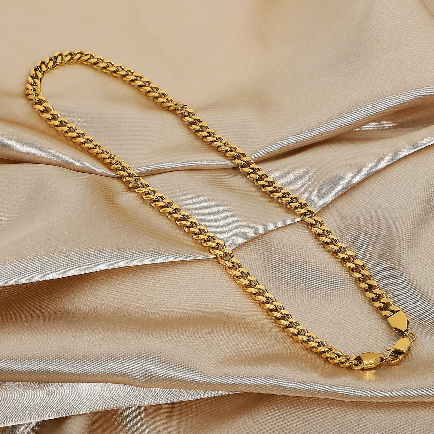 Amy Necklace